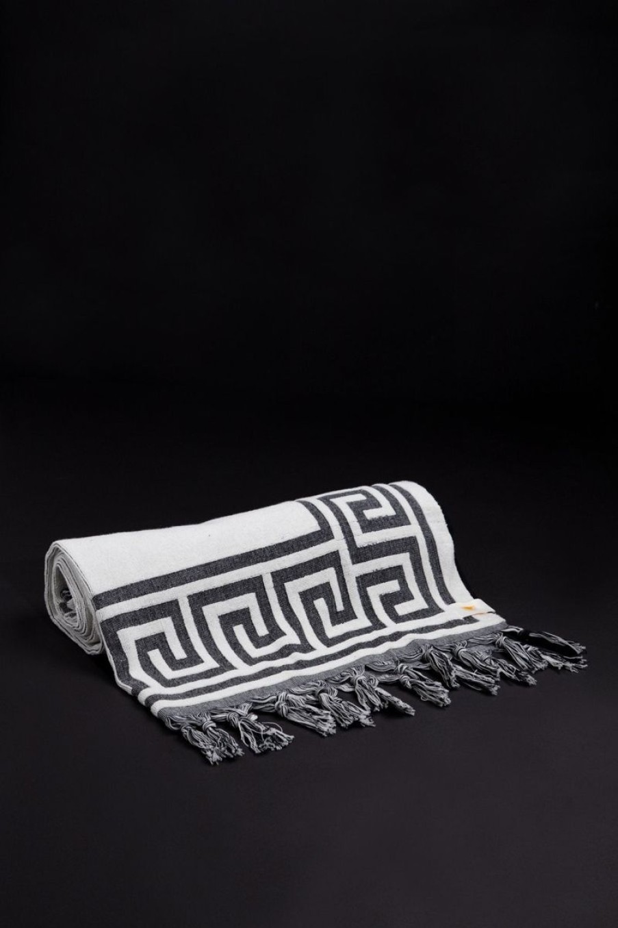 Women Rhythm Towels | Wavy Border Beach Rug-Vintage Black