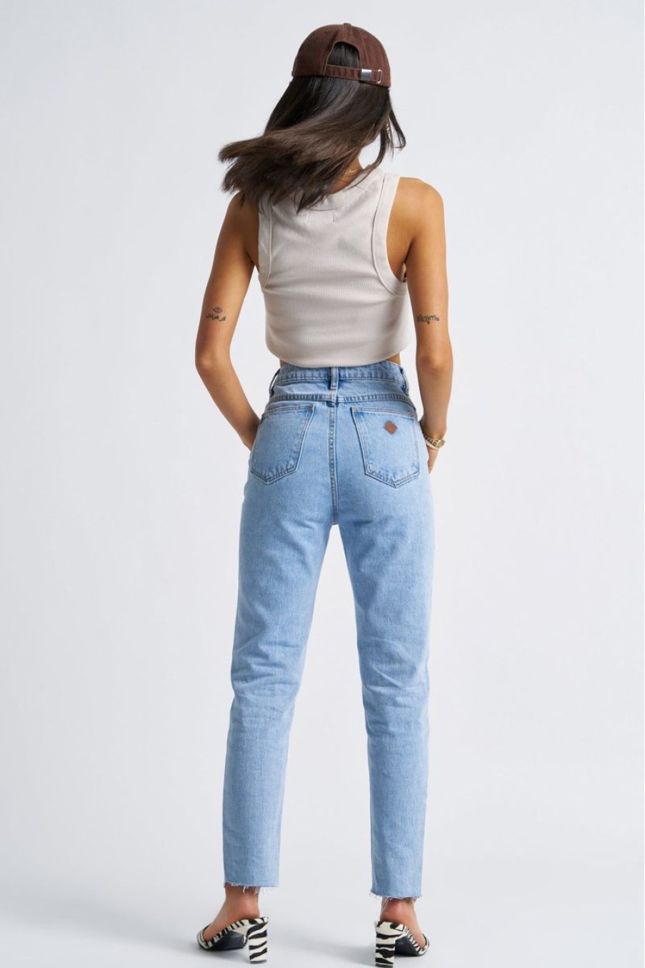 Women ABrand Jeans | A 94 High Slim Petite-Walkaway