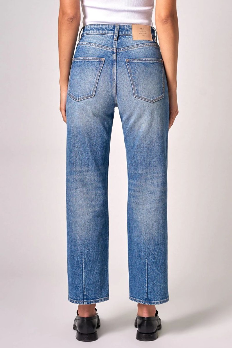 Women Neuw Denim Jeans | Neuw Denim Edie Straight Jean-Anonymous Mid Vintage Indigo