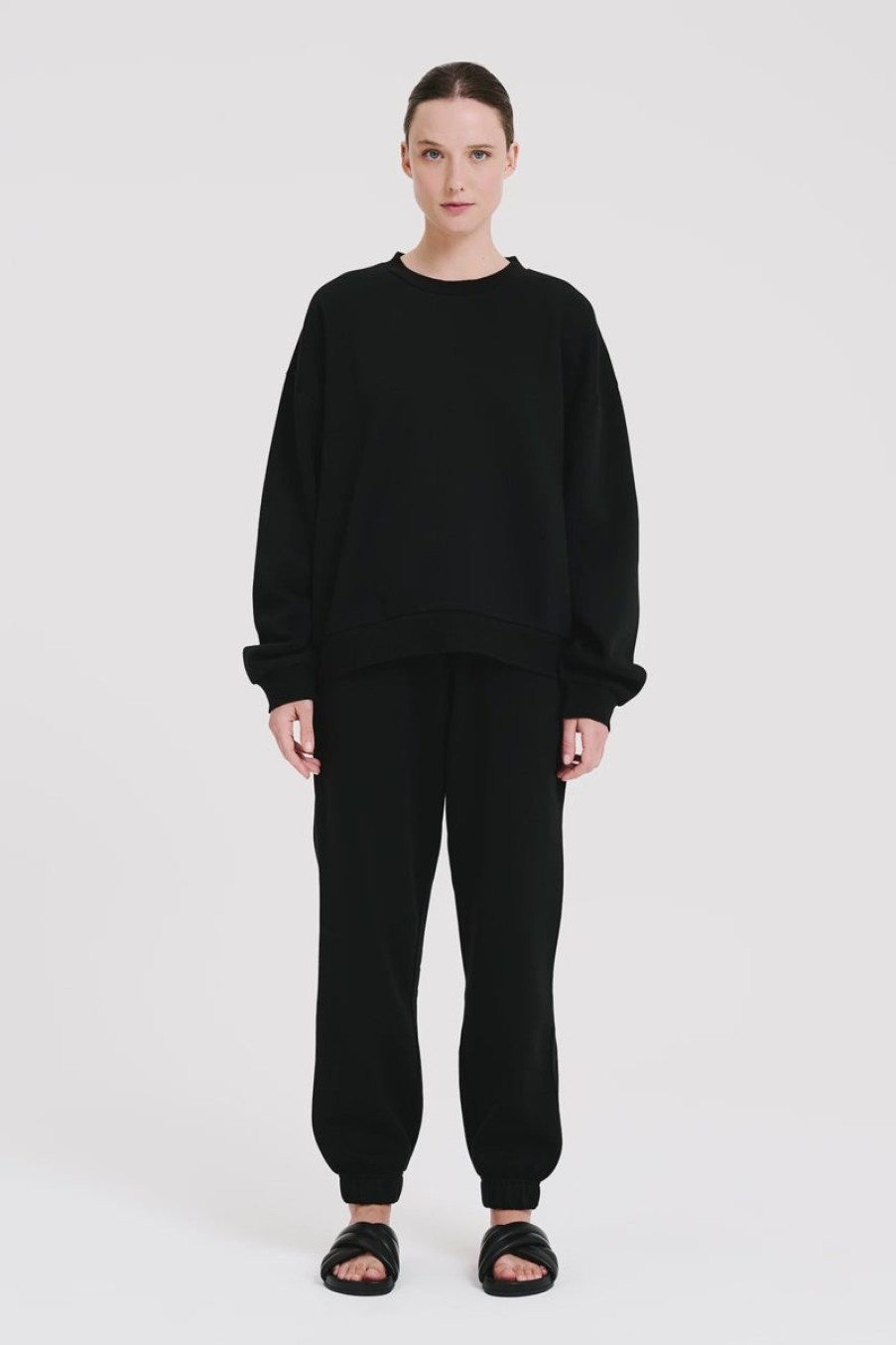 Women Nude Lucy Jumpers | Carter Curated Sweat-Black