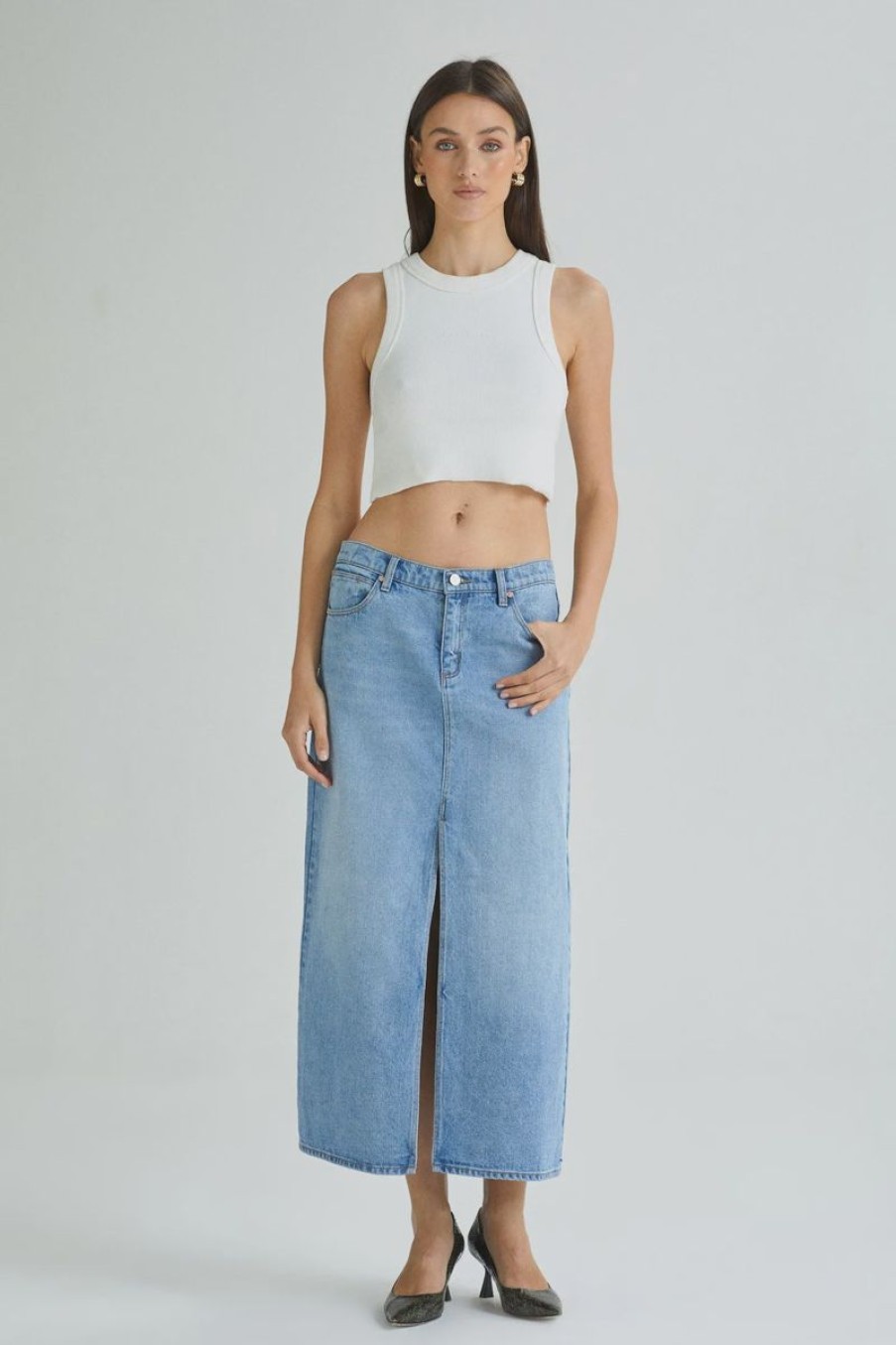 Women ABrand Denim Skirts | Abrand 99 Low Maxi Skirt-Sylvie Distressed Light Denim