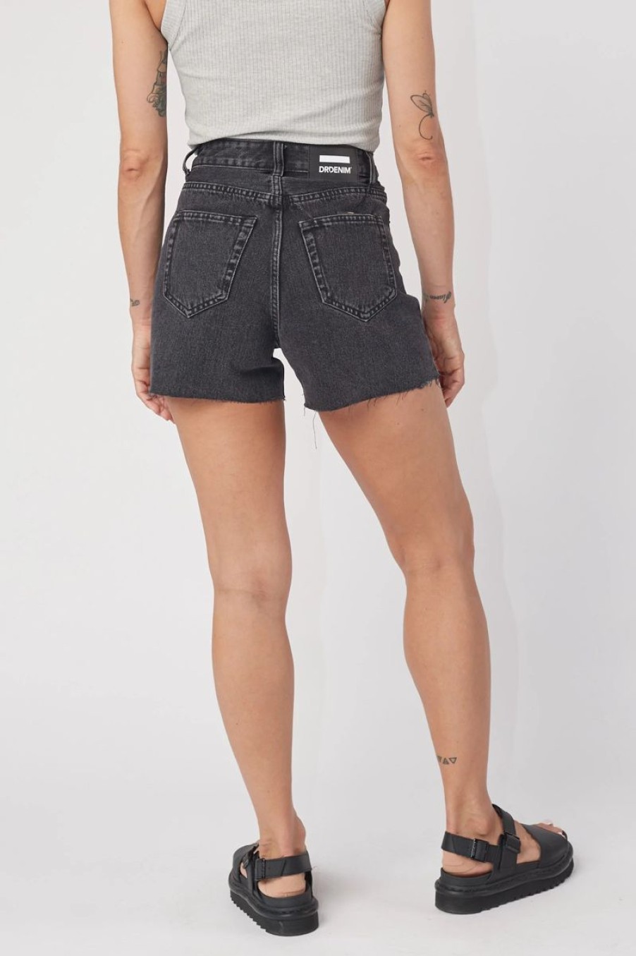 Women Dr Denim Denim Shorts | Nora Shorts-Black Retro Raw Hem