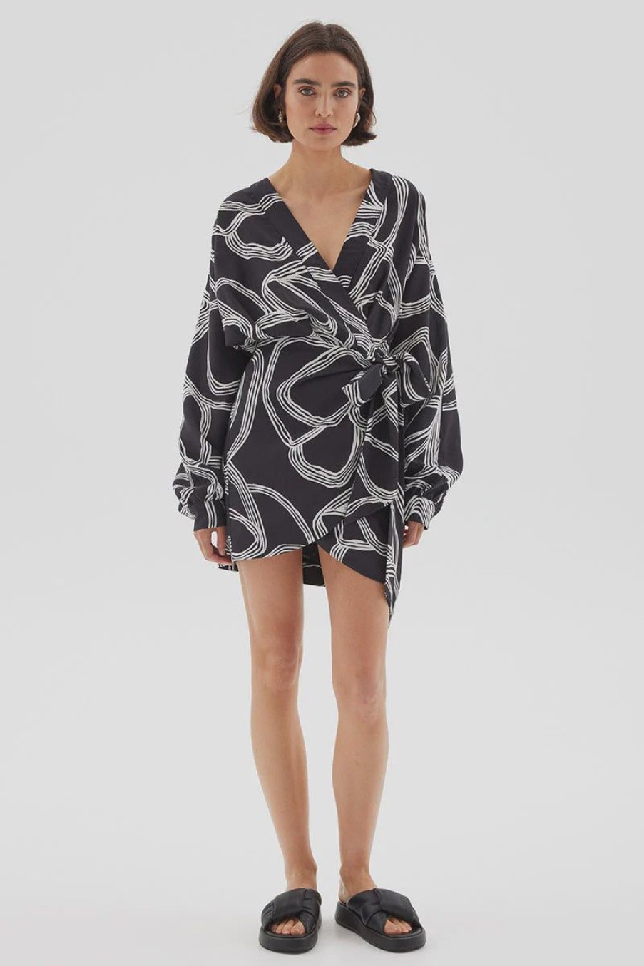 Women Sovere Dresses | Sovere Sgraffito Wrap Mini Dress- Black