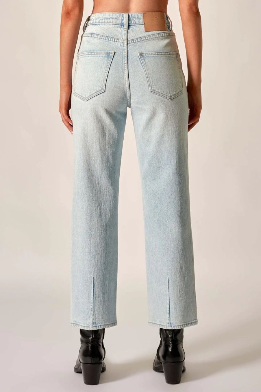 Women Neuw Denim Jeans | Edie Straight-Claudia